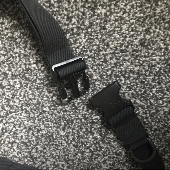 Clip Belt Buckle black (Adjustable) - Picture 2 of 2